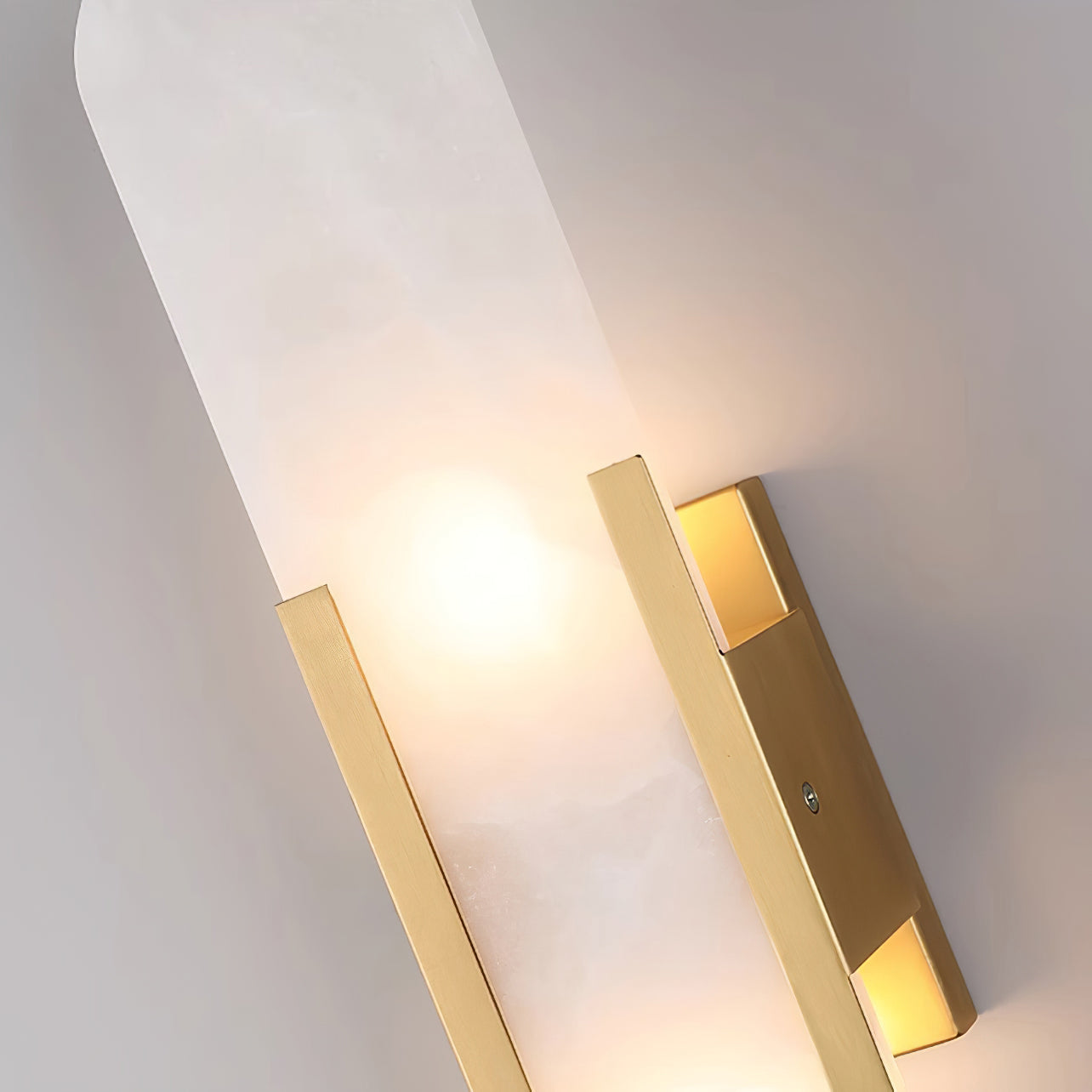 Luxury Alabaster Flute Sconce