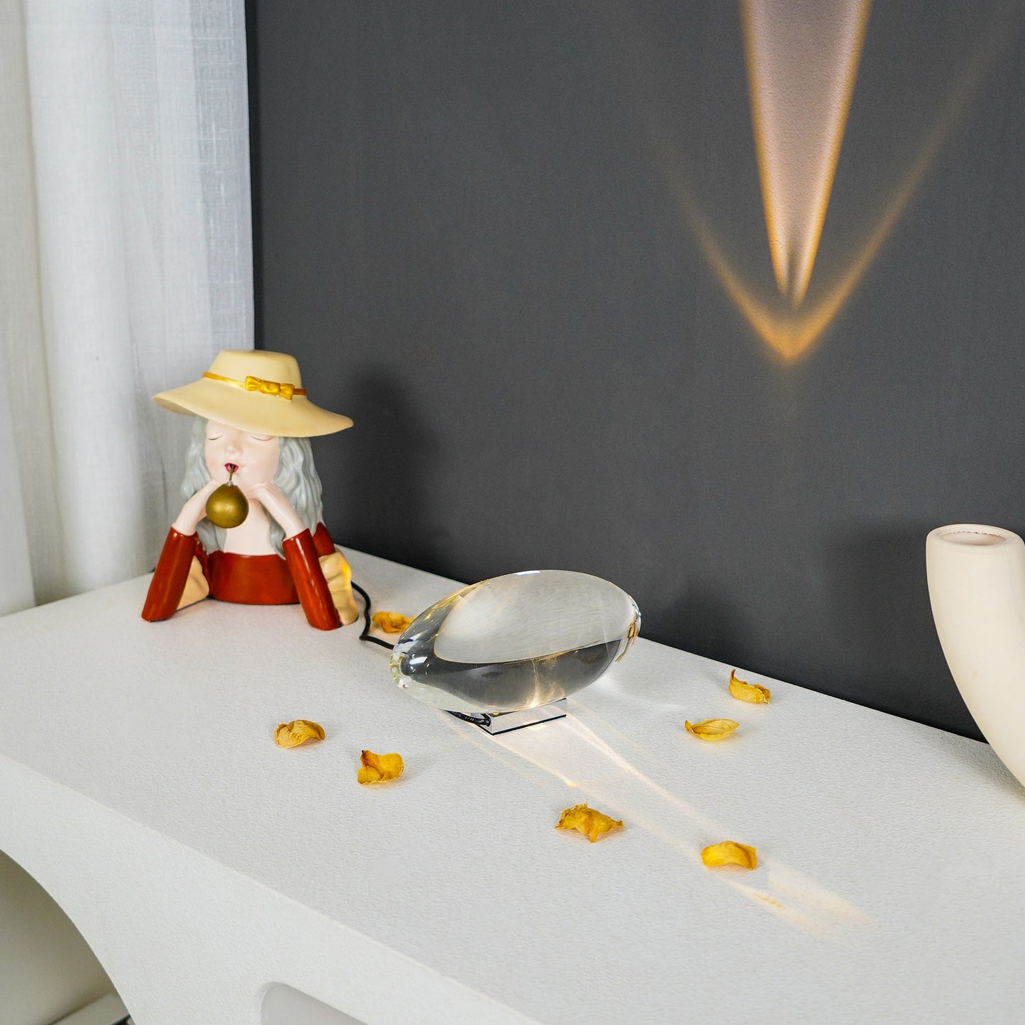 Marsman Crystal Eye Projection Table Lamp