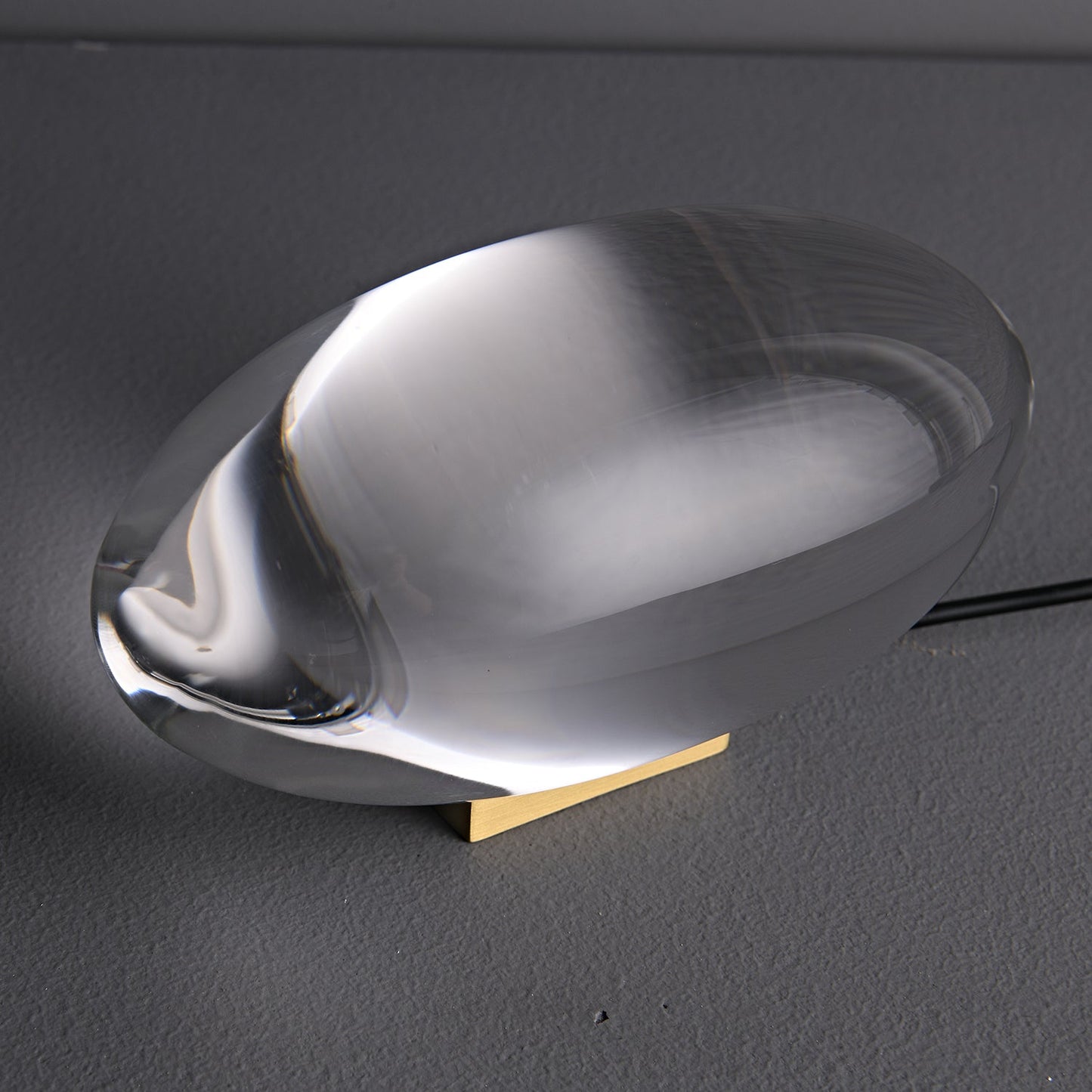 Marsman Crystal Eye Projection Table Lamp