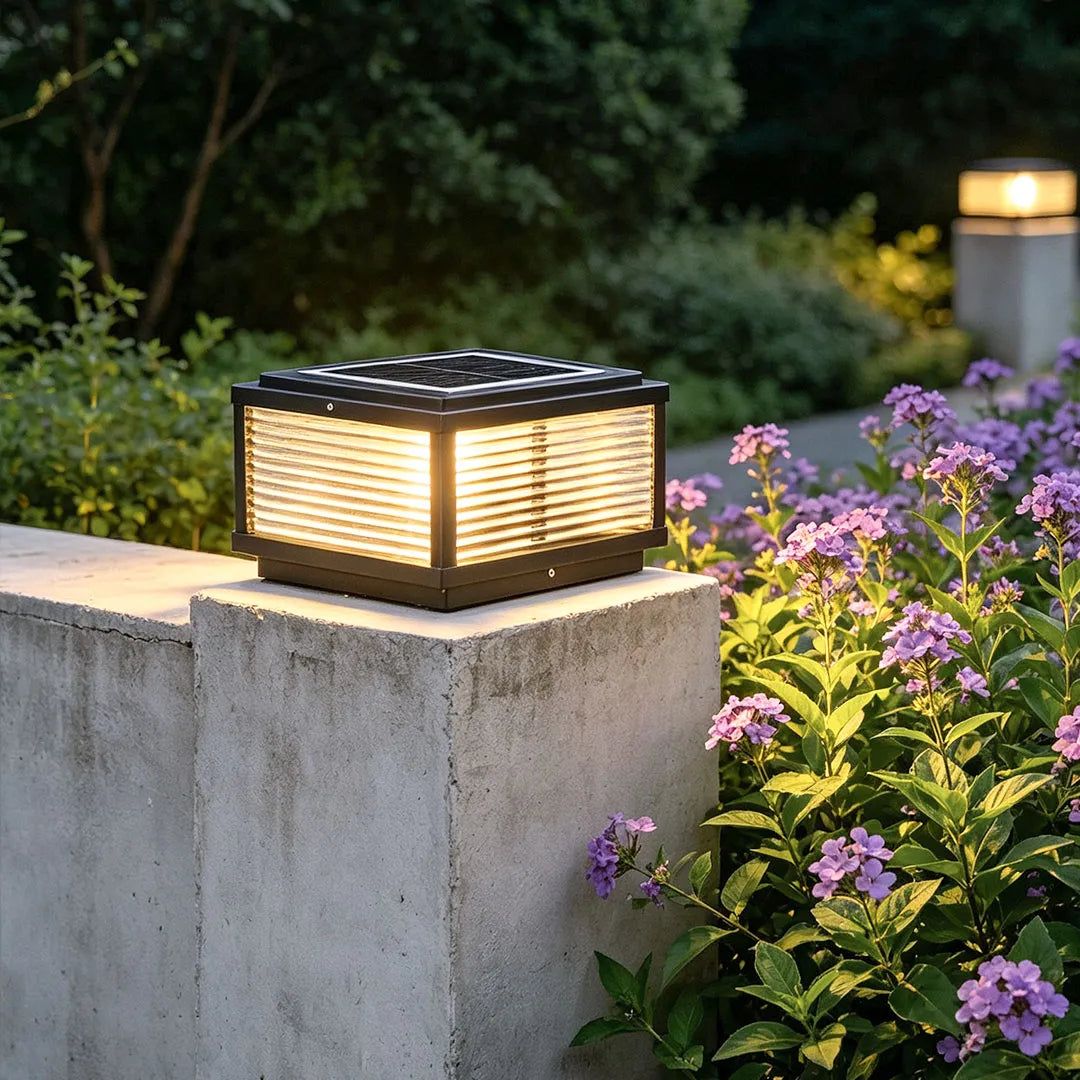 Square Pillar Light Ribbed Glass Outdoor Metal Light 6