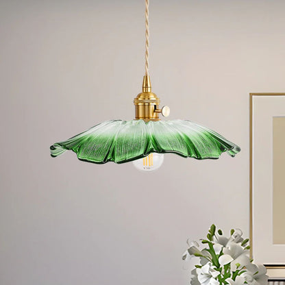 Vintage Style Ribbed Glass Flower Pendant Lamp