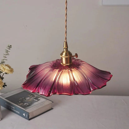 Vintage Style Ribbed Glass Flower Pendant Lamp