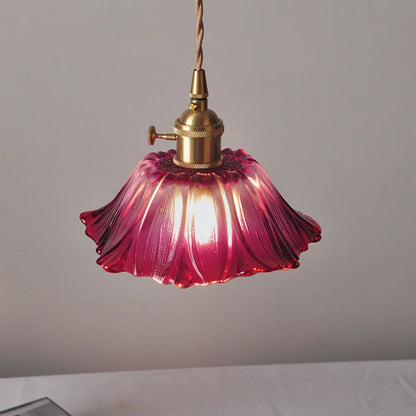 Vintage Style Ribbed Glass Flower Pendant Lamp