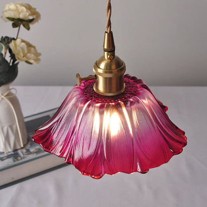 Vintage Style Ribbed Glass Flower Pendant Lamp