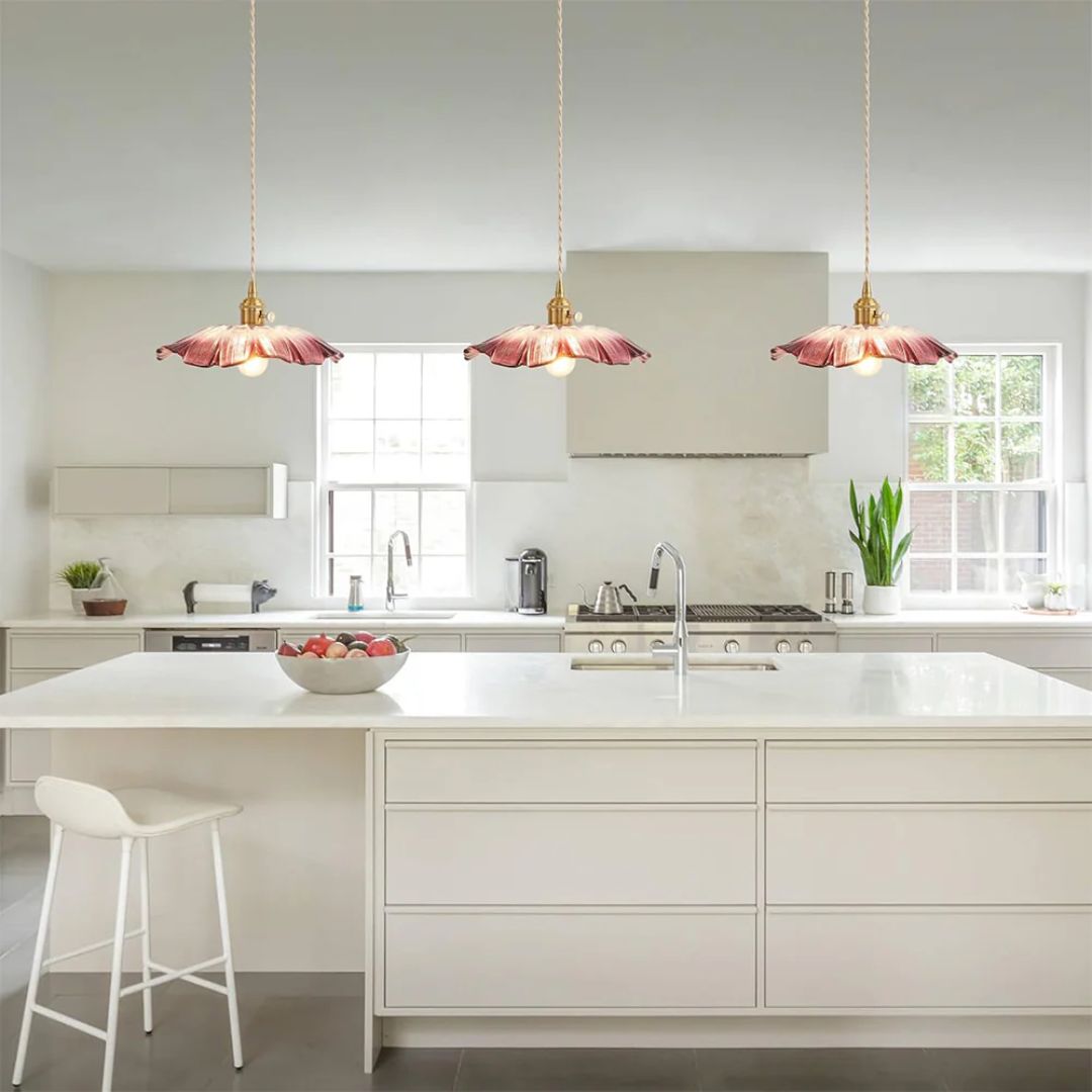 Vintage Style Ribbed Glass Flower Pendant Lamp
