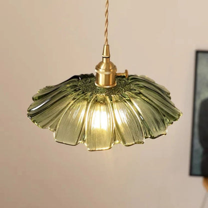Vintage Style Ribbed Glass Flower Pendant Lamp