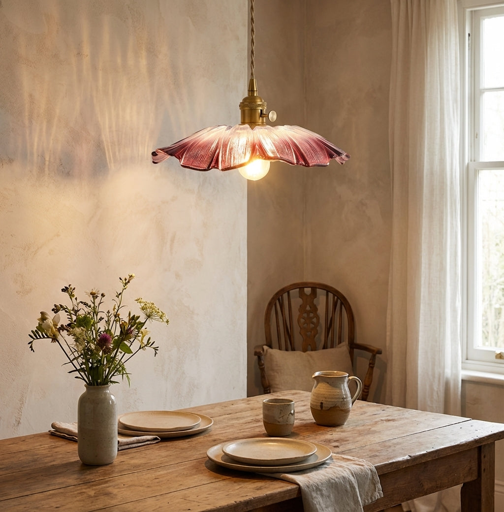 Vintage Style Ribbed Glass Flower Pendant Lamp