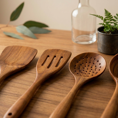 Wooden Kitchen Utensils Set with Slotted Spoon