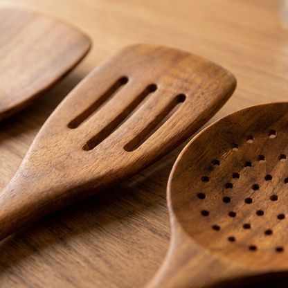 Wooden Kitchen Utensils Set with Slotted Spoon